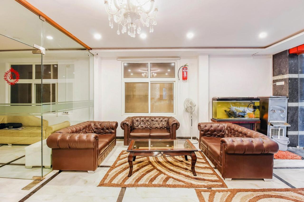 Oyo 29131 Hotel Mn Grand Samsabad Kültér fotó