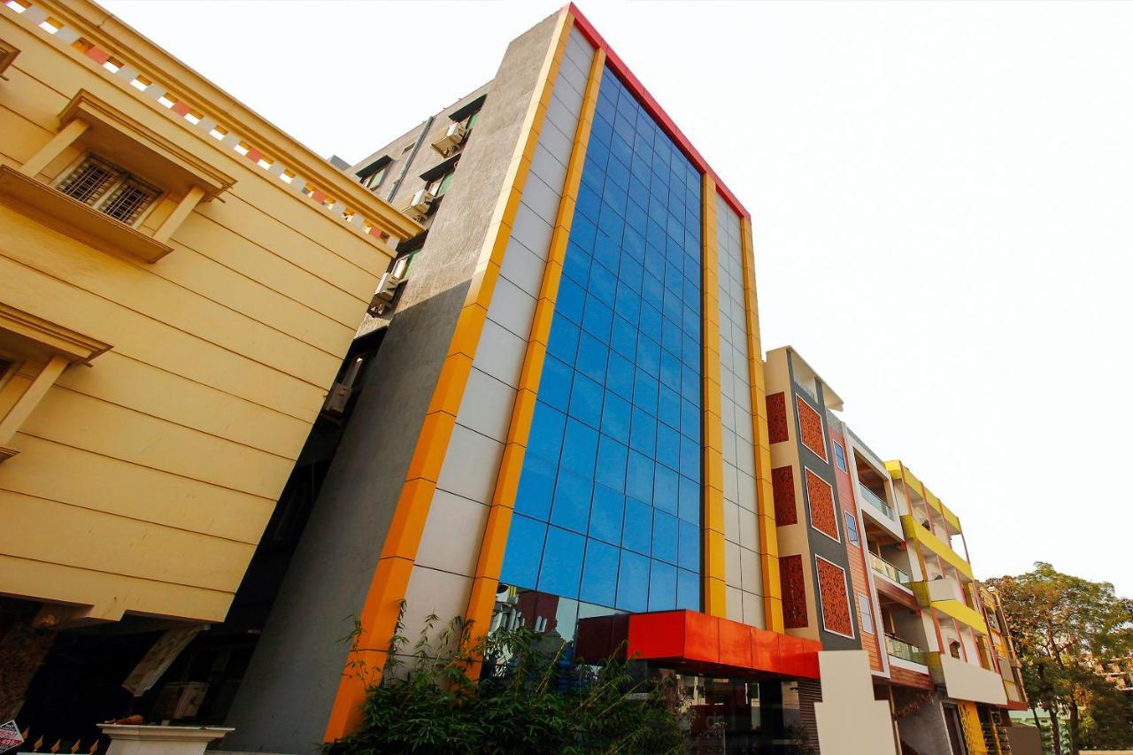 Oyo 29131 Hotel Mn Grand Samsabad Kültér fotó