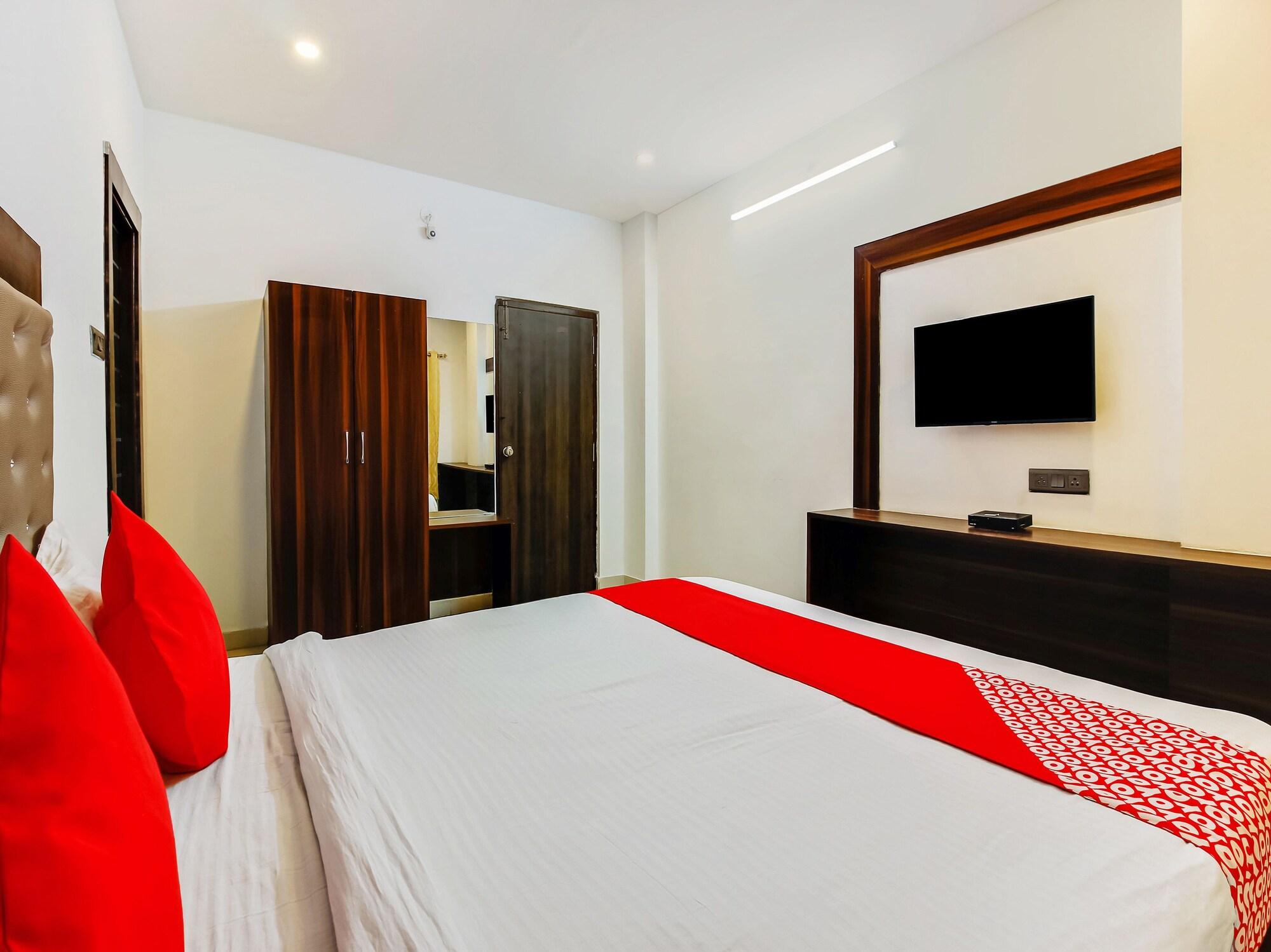 Oyo 29131 Hotel Mn Grand Samsabad Kültér fotó